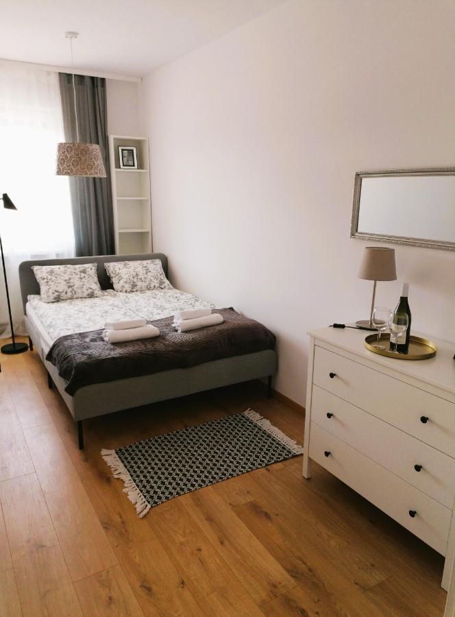 Apartament Ogrody Leszno  Esterno foto