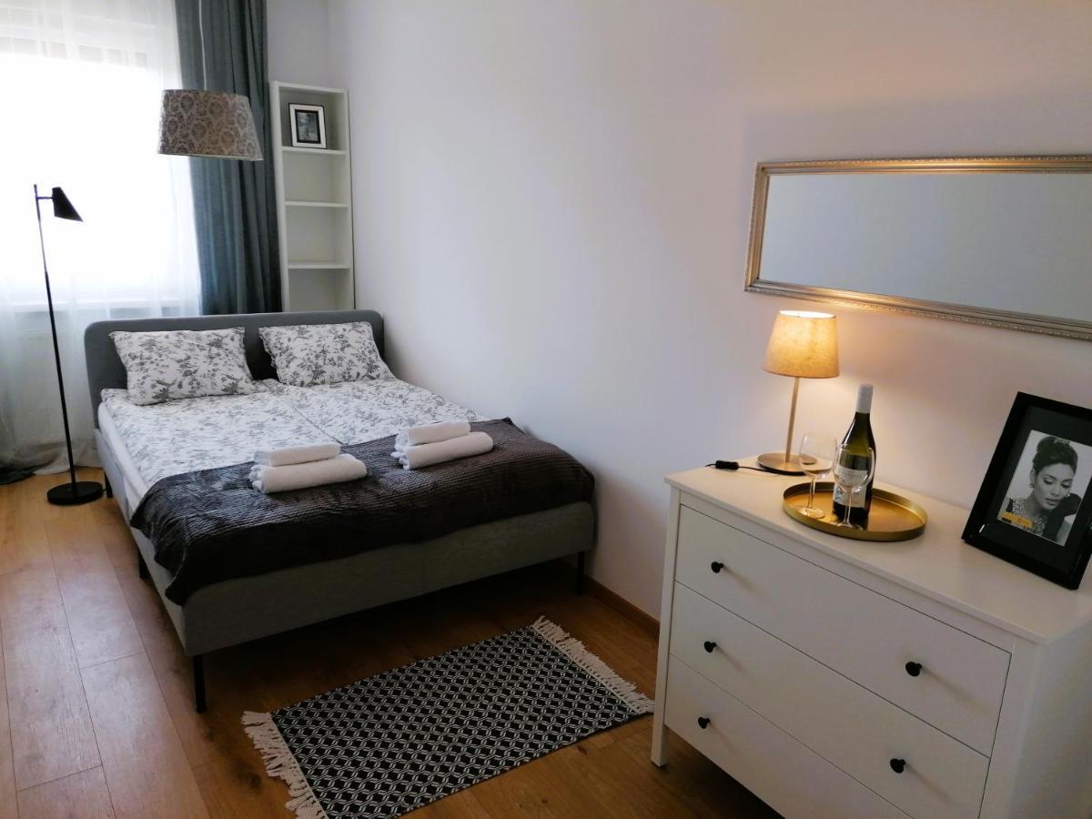 Apartament Ogrody Leszno  Esterno foto